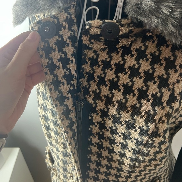 CABI Wool Houndstooth Boucle Blazer Jacket Womens Size 4 Tweed Academia Career - Picture 3 of 6